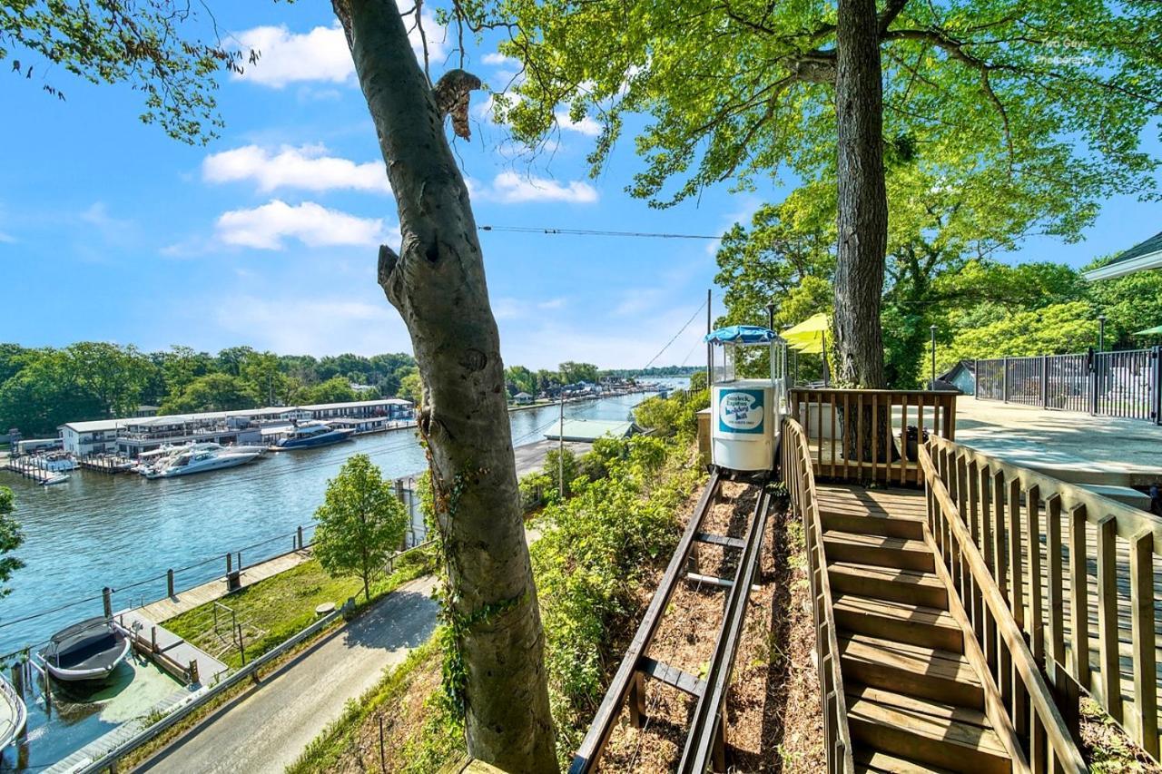 Holiday Hill Resort Saugatuck Extérieur photo